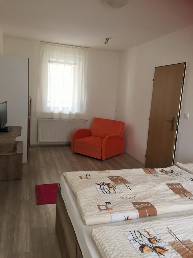 Promenad Apartmany Veľký Meder Exterior foto