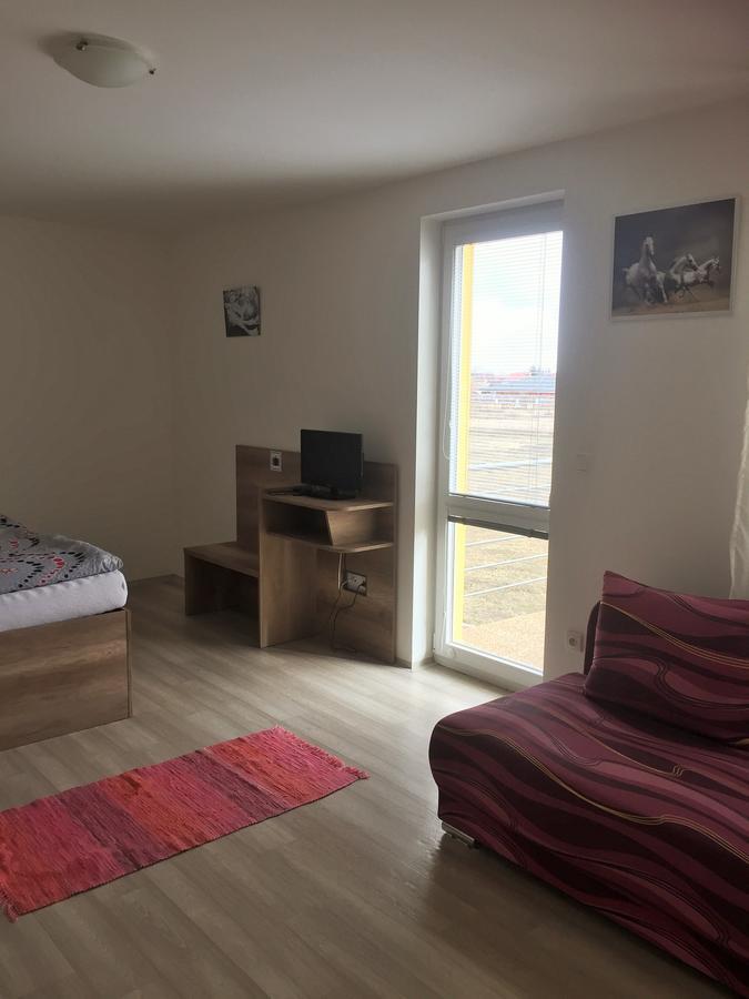 Promenad Apartmany Veľký Meder Exterior foto